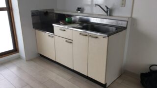 扉に特殊シート（リアテック）貼り 尼崎市西難波町